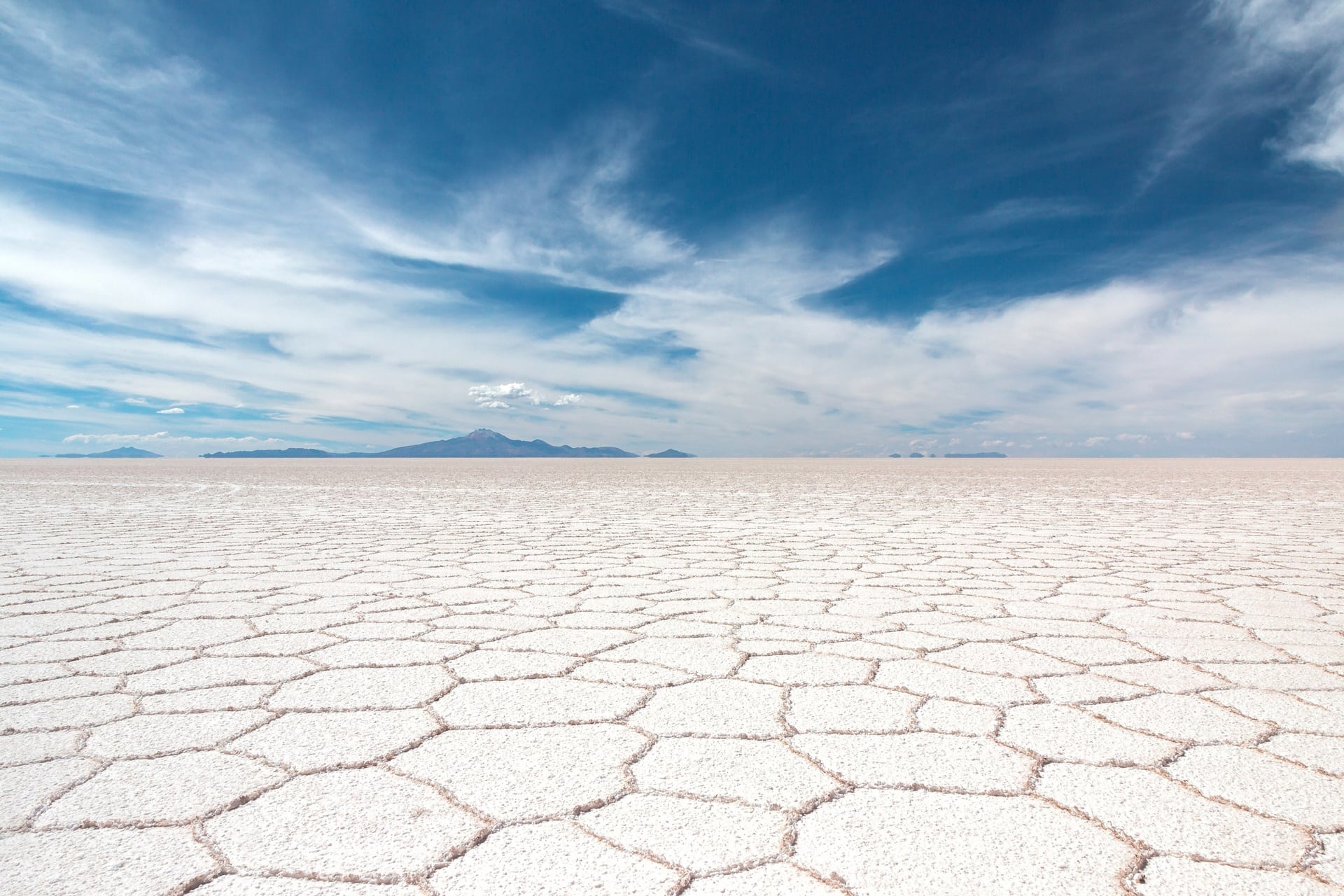 Salt cracks